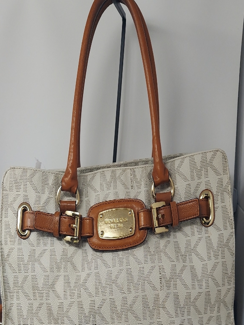 Michael Kors Cream Hamilton Tote with Brown Leather Trim W/Matching Wallet